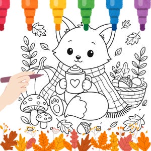 Può includere: Una pagina da colorare in bianco e nero con una volpe carina che indossa una sciarpa e tiene in mano una tazza con un cuore. La scena include una zucca, funghi, un cesto di ghiande e foglie che cadono, con pennarelli colorati in alto.