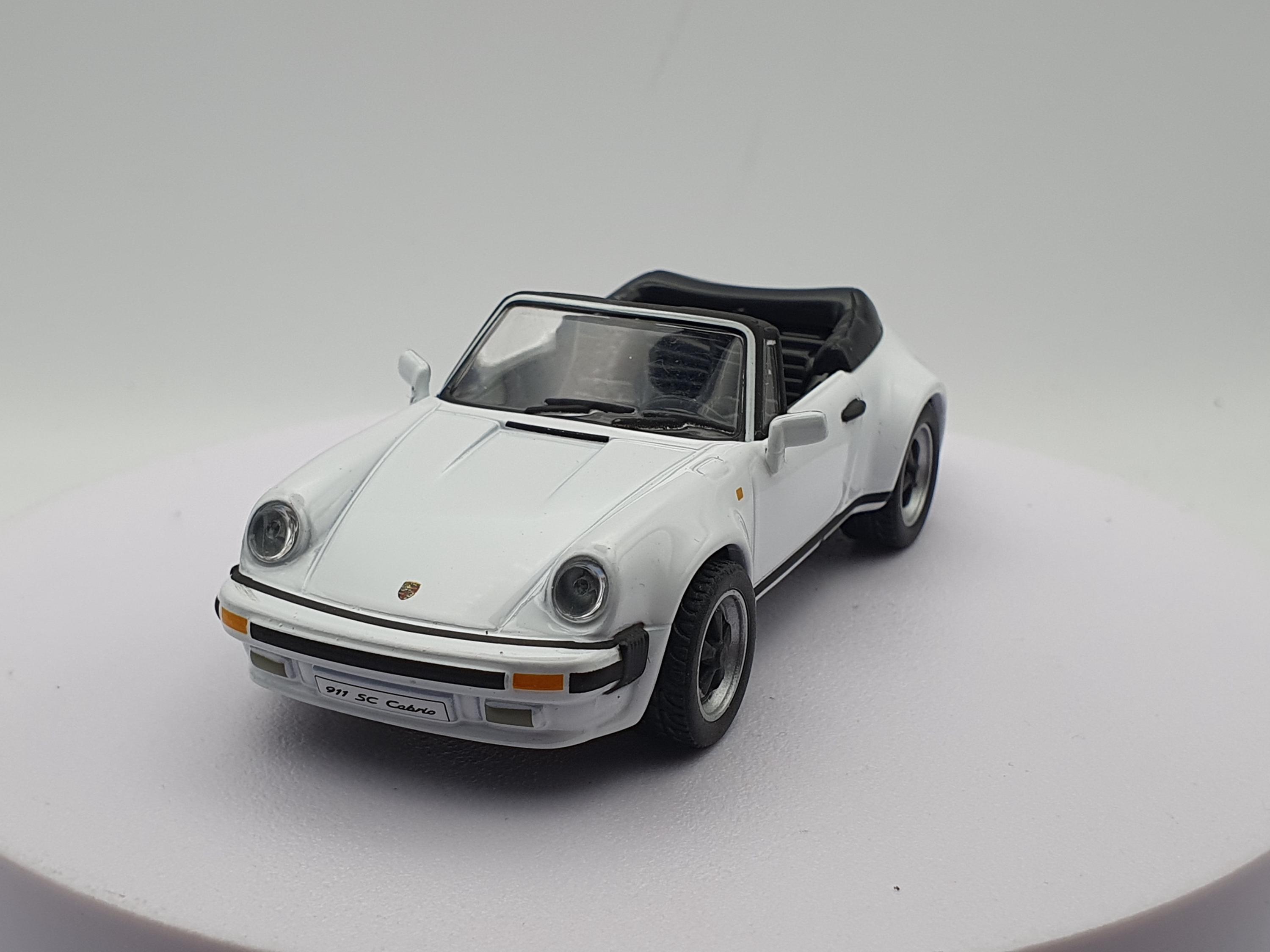 Porsche 911 SC Cabrio Newsstand 1/43