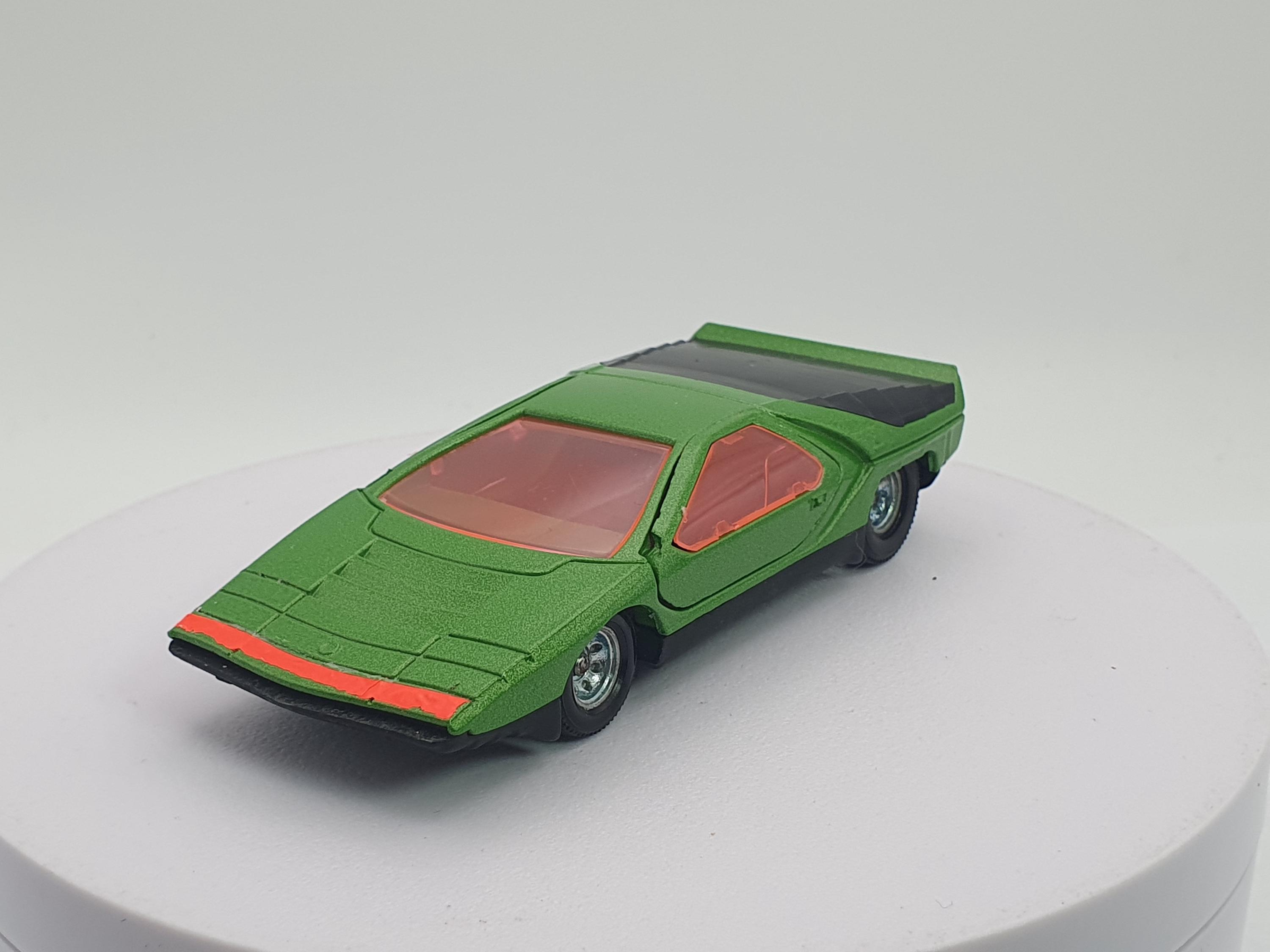 Alfa Romeo Carabo 1970 グリーン 1/43 219 Alfa Romeo CARABO Bertone 1:43 YOW MODELLINI scale model kit