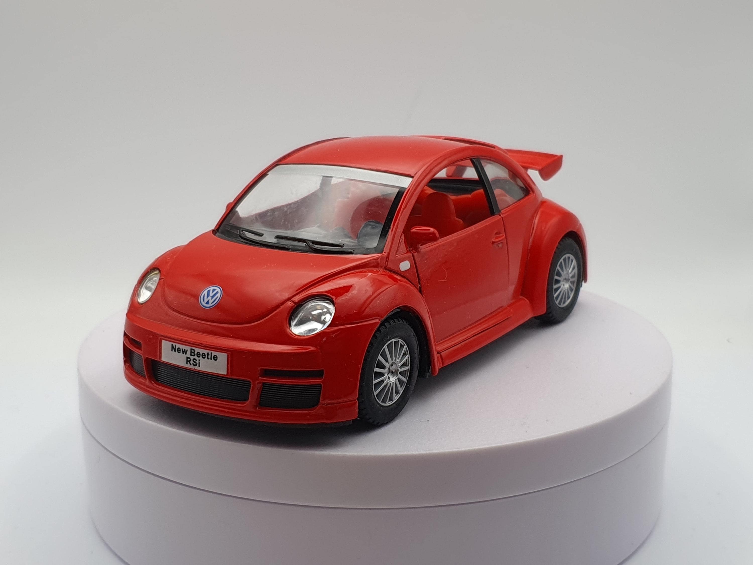 Volkswagen New Beetle RSI Kinsmart 1/35 - Etsy