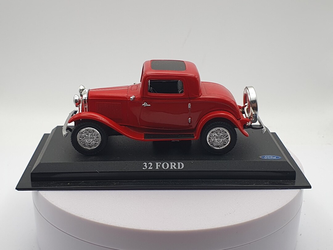 32FORD 赤 カスタム　1/43 美品 デルプラド il_1080xN.6349883162_60zf.jpg