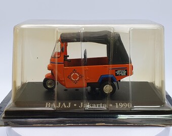 Bajaj Taxi Jakarta Newsstand 1/43 Orange