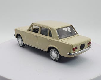 Fiat 124 Norev 1/43