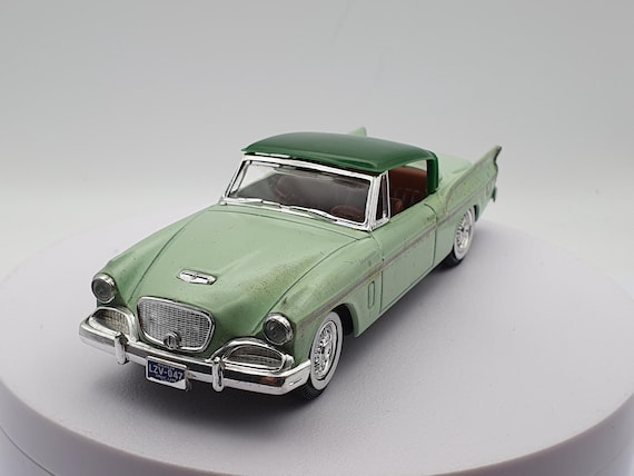 Studebaker Silverhawk Solid 1/43 Green - image 1