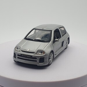 Renault Clio V6 3000 1/43
