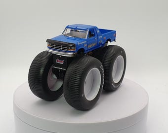 Ford F 250 Monster Truck (2006) Greenlight 1/64 Blue