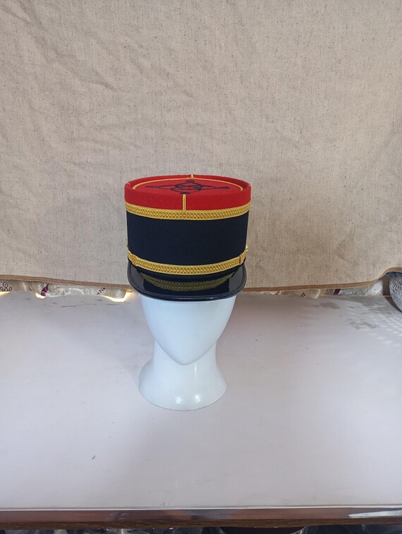 フランス軍のケピ帽 - 赤と黒の将校帽に金の縁取り - Etsy 日本