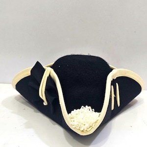 Revolutionary War Military Fur Felt Cocked Hat With Hand Sewn White Worsted Wool Binding