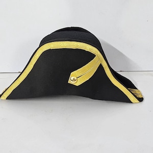 The TRICORNE BICORNE 18th CENTURY Army Military Tricorn Hat 100% Wool Felt hat