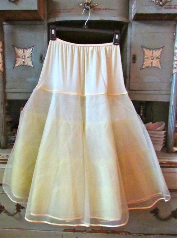 Crinoline petticoat, vintage pale yellow crinoline