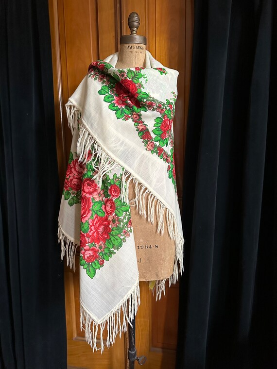Vintage fringe wool scarf shawl Ukrainian floral … - image 3