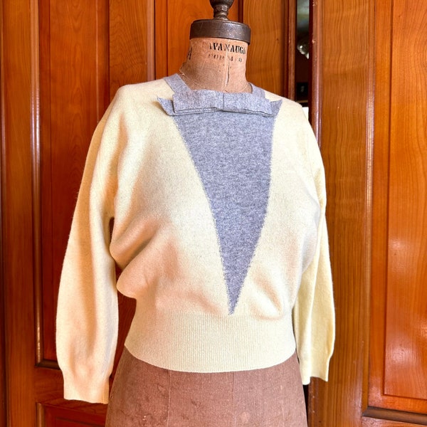 Vintage 50s sweater Talbott Full Fashioned Lanastan wool yellow gray with bow size med mcm pinup sweater academia core tight glamor sweater