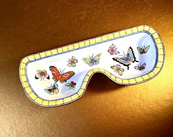 Vintage Kelvin Chen eyeglass tray cat hall trinket dish with butterflies no.2024 1999 no issues desk or dresser decor reading glasses holder