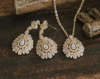 Handmade Bridal Earrings: Elegant Wedding Jewelry Set