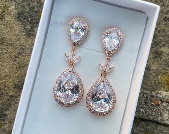Austrian Crystal Drop Earrings: Elegant Rose Gold Statement Jewelry