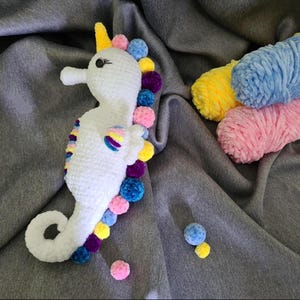 Crochet Pattern English Amigurumi Magical Seahorse "Amelia"