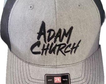 Boné bordado Adam Church Trucker - Vermelho, Azul ou Cinza