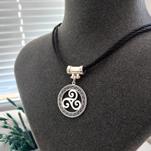 Triskelion Pendant Necklace 925 Sterling Silver, Celtic Jewelry, Triple Charm, Triskelion Pendant, Pagan Necklace, Spiritual Jewelry