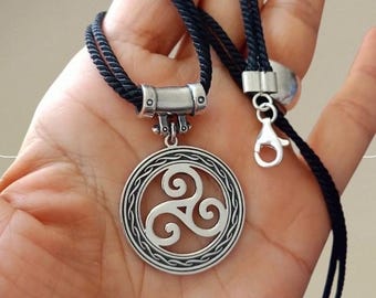 Sterling Silber Triskelion Halskette, Wikinger Horn Anhänger, Keltische Halskette, Odin Amulett