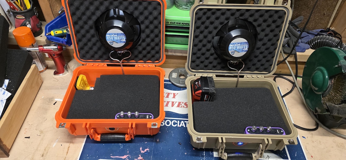 Apache 2800 Boombox With 8