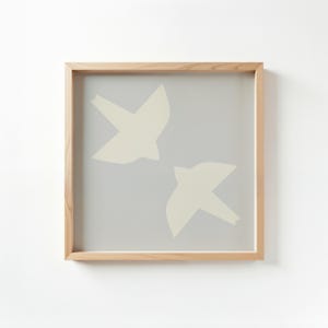 Poster di uccelli grigio / Stampa di due uccelli in volo / Arte naturalistica minimalista / Decorazione da parete per soggiorno / Stile scandinavo / Stampa quadrata
