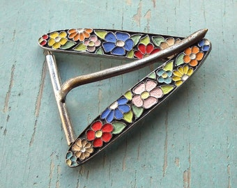 Vintage belt buckle 1940s enamelled metal floral design - V for Victory WWII Second World War ? - pink blue flowers silvertone women's