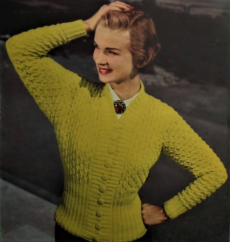 ripple rib cardigan textured stitch Lavenda No Vintage 1950s Knitting Pattern Women/'s Cardigan 50s original colour pattern 452 UK