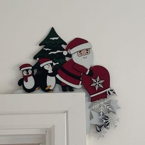 Topper de porta de Papai Noel e ajudantes, decoração de casa de Natal, decoração de casa de Papai Noel, decoração de feriado de Natal, presente de família