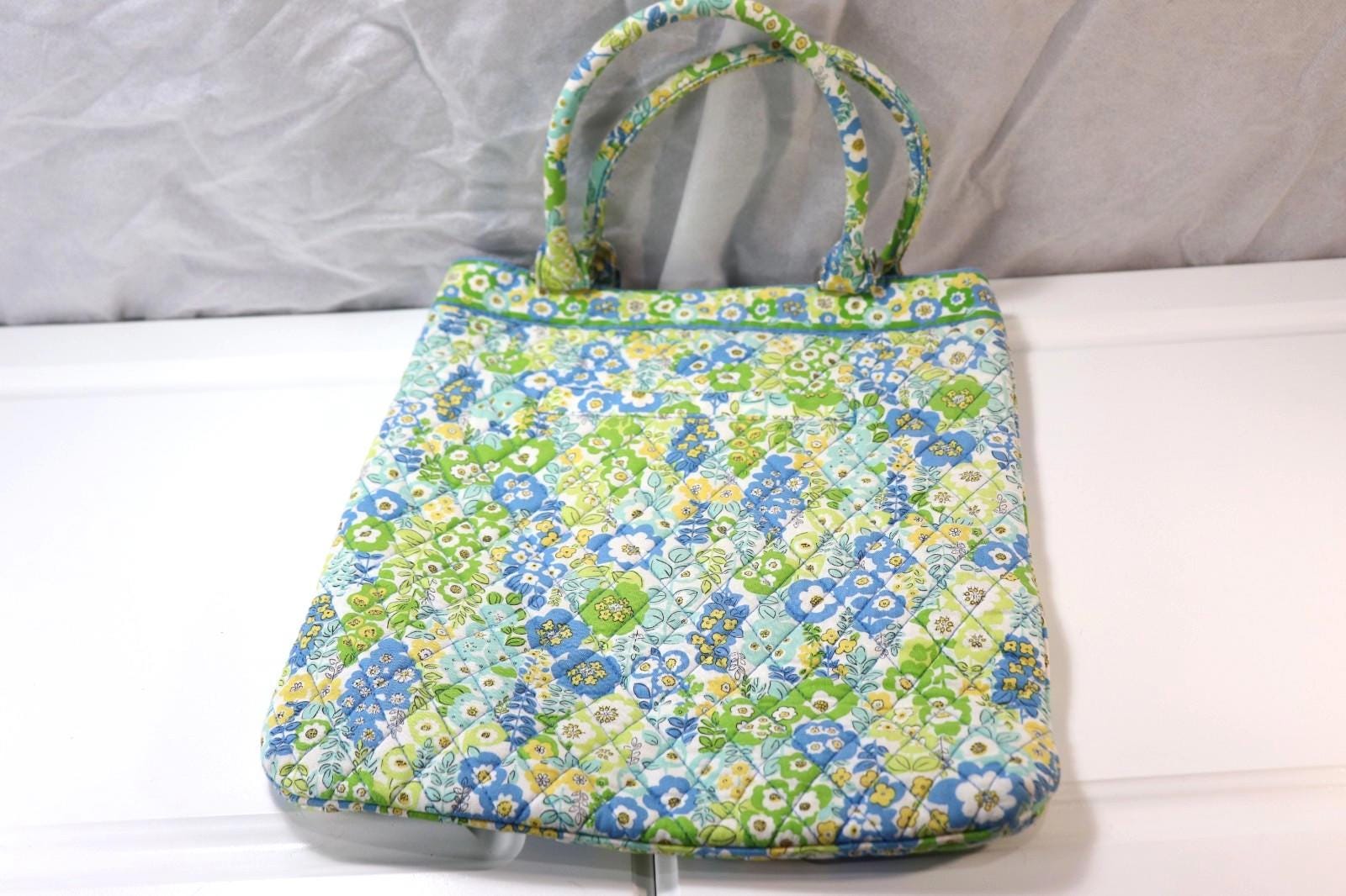 English Meadow Vera Bradley - Etsy display picture 2