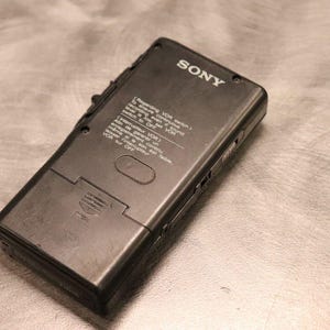 Magnétophone micro-cassette Recorder Sony M-527V (Neuf avec emballage d'origine) à Biel/Bienne pour CHF 40 – avec livraison | Acheter sur