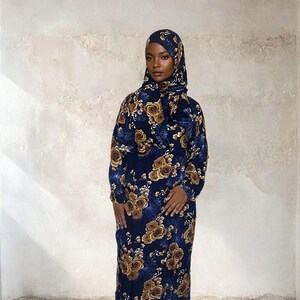Floral Prayer Dress Abaya with Attached Hijab: Islamic Jilbab Gown image 7