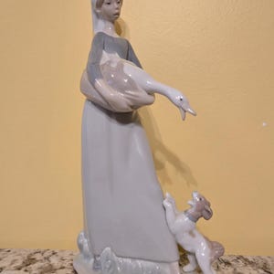 Vintage Lladro Lady with Goose and Dog