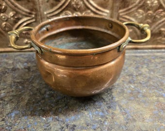 Antique Circa 1810 Handmade Copper Sauce Pot with Brass Handles