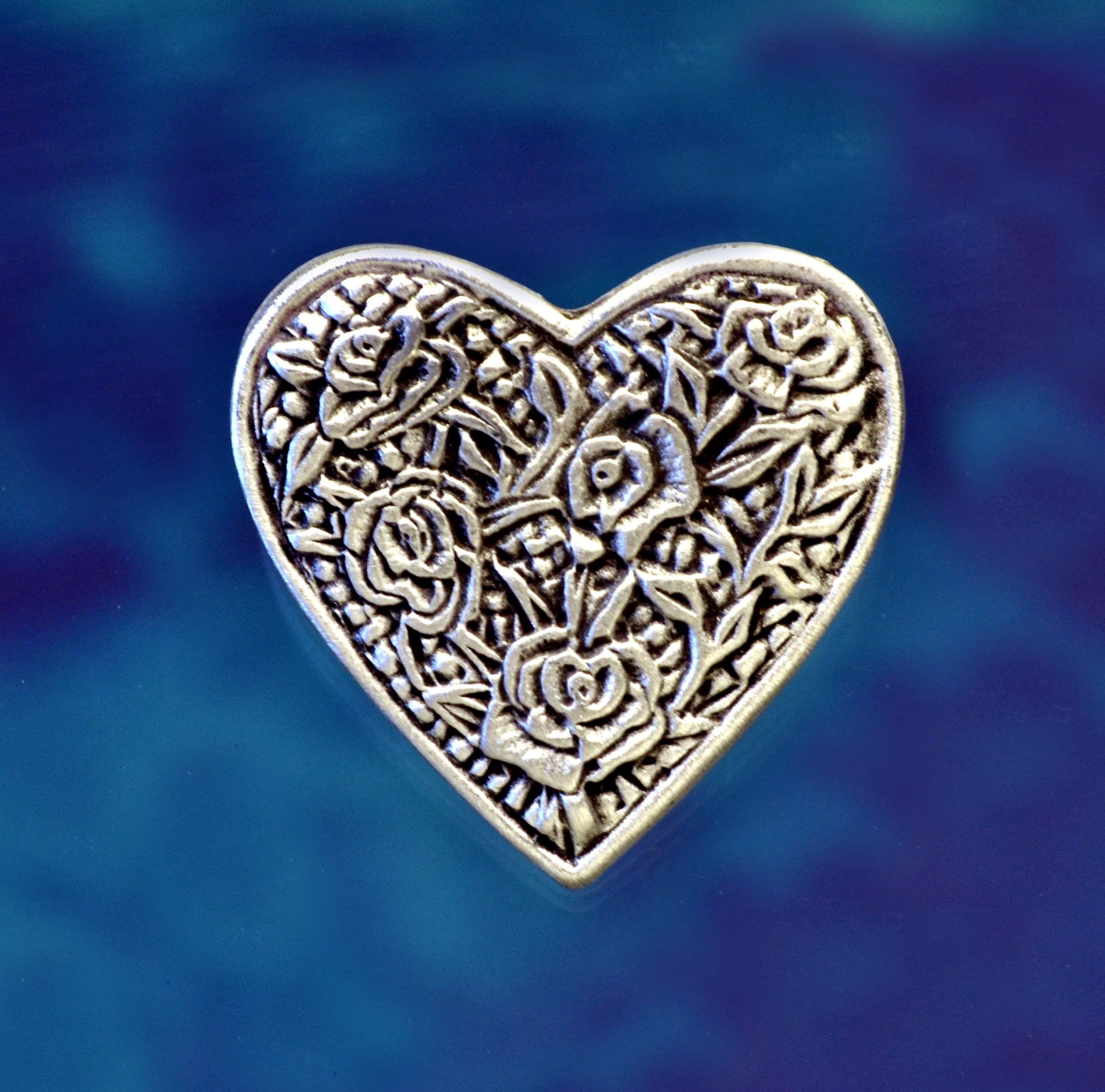 Vintage Button! Metal Heart Button with Flowers!