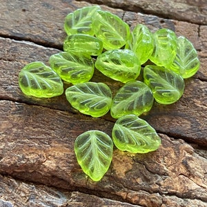 Czech Glass Beads - Leaf Beads - Czech Glass Leaf Beads - Leaves Beads - Czech Beads - 10x8mm - 20 pcs