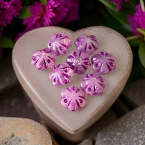 Flower Beads - Glass Flower Beads - Czech Glass Flower Beads - Scallop Beads - 11mm - 10pcs