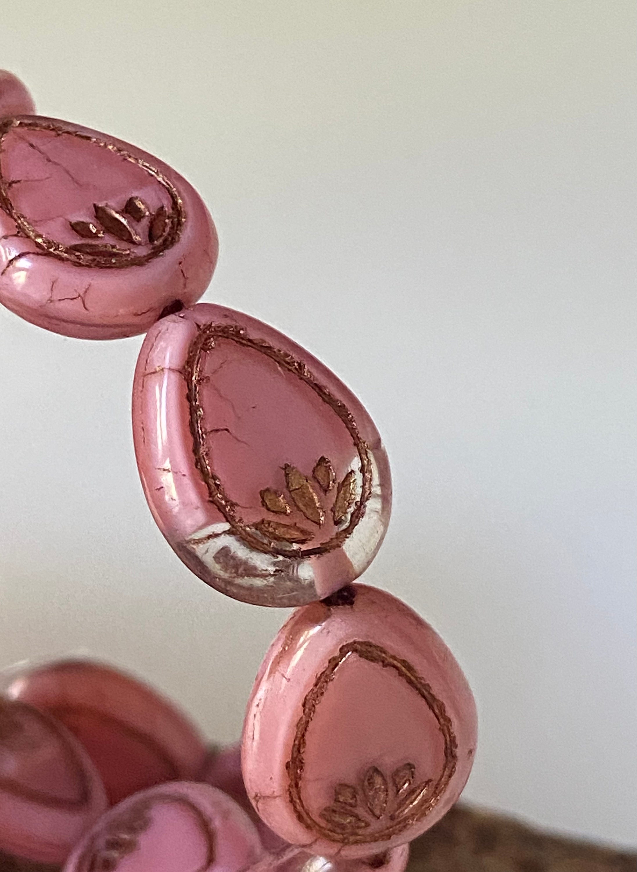 Lotus beads - Flower beads - Czech glass beads - Lotus flower beads - 18x14mm - 2pcs