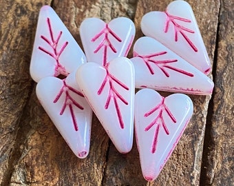Heart Glass Beads - Heart Beads - Czech Glass Beads - Czech Leaf Beads - Czech Heart Beads - 16x11mm - 8 pcs