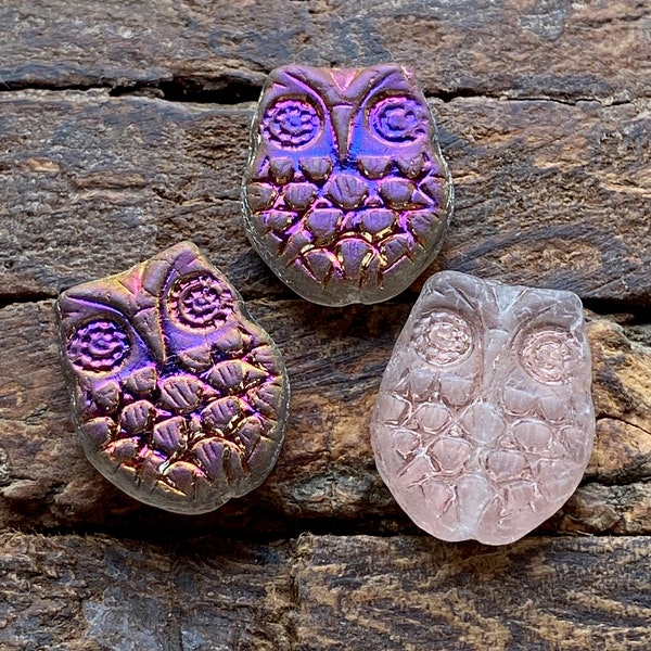 Owl Beads - Czech Beads - Czech Glass Beads - Animal Beads - Owl Pendant - Czech Glass Owl - Czech Beads - 18x15mm - 4pcs