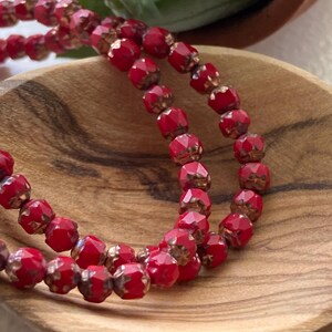 TINY Czech glass beads - Cathedral beads - Crown beads - New czech beads - Fire polish beads - 4mm - 40pcs