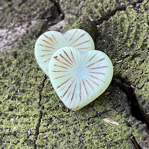 Heart Glass Beads - Heart Beads - Czech Glass Beads - Czech Beads - Czech Heart Beads - 22mm - 2 pcs