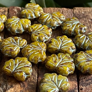 Czech Glass Beads - Leaf Beads - Czech Glass Leaf Beads - Leaves Beads - Czech Beads - Maple Leaf - 13x11mm - 10 pcs
