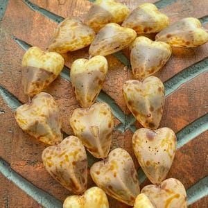 Heart Glass Beads - Heart Beads - Czech Glass Beads - Czech Beads - Czech Heart Beads - 13x16mm - 6 pcs