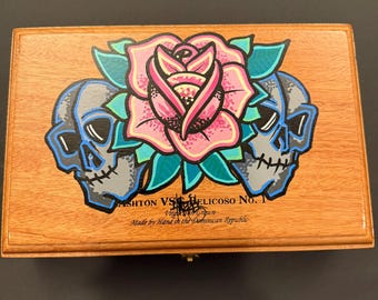 Eternal Duo Cigar Box | Hand Painted Ashton VSG Belicoso No.1 | Gothic Skull & Rose Art, Tattoo-Inspired Decor, Unique Gift Box