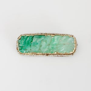 vintage carved natural jade brooch 14k gold freshwater seed pearl border jadeite lingzhi mushroom grandma old lady pin green Chinese
