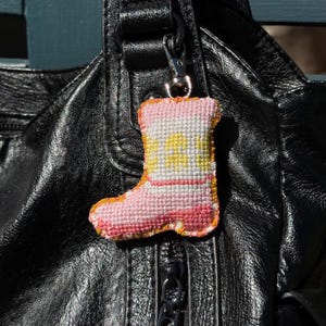 Cowboy boot keychain, Handmade cowboy boot keychain, Embroidered cowboy boot keychain, Cowboy keychain, Yellow stone keychain, Cowboy boots