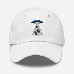 UFO Cat Embroidered Dad Hat, Cute Alien Beaming Up Cats Cap, Funny Kawaii Baseball Hat, Whimsical Gift for Cat Lovers