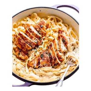 Chicken Alfredo Dinner: Tasty American Cuisine