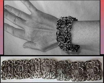 Brutalist LACE, Delicate But Edgy Style Links, Abstract Floral Design, Unusual and Bold One, Modernist Bracelet,  Vintage Jewelry/Women