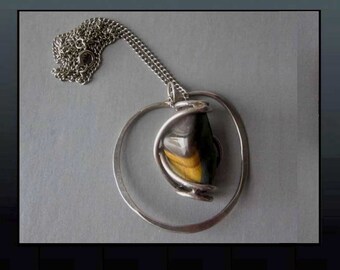 CAGED Stone, Modernist Sterling Silver and Stone Pendant, Flowing Lines, Caged Cats Eye Polished Stone, Gold /Black, Vintage Jewelry/Unisex